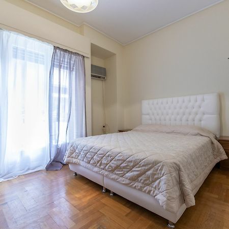 In The Heart Of Athens Apartment Bagian luar foto