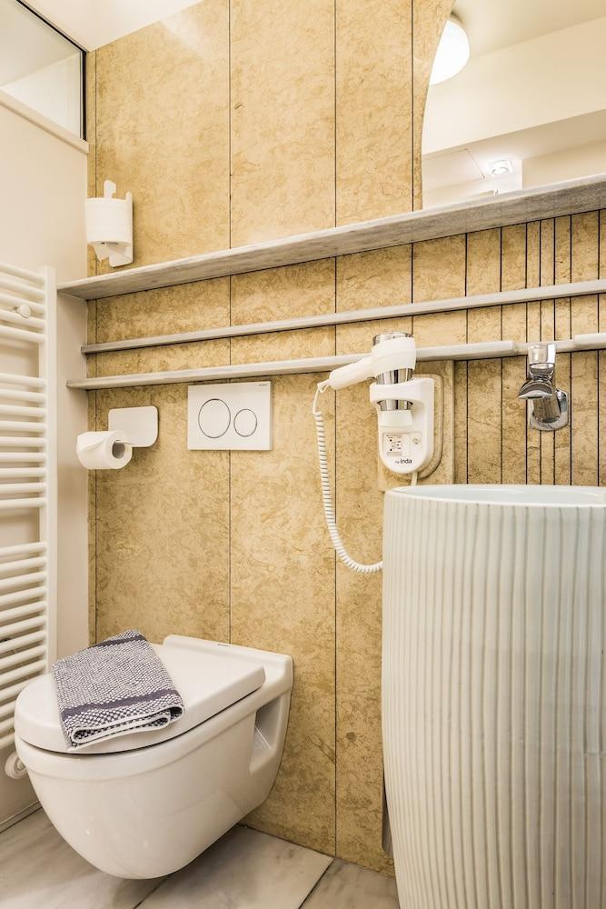 In The Heart Of Athens Apartment Bagian luar foto